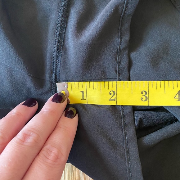 Athletic shorts - Picture 5 of 6